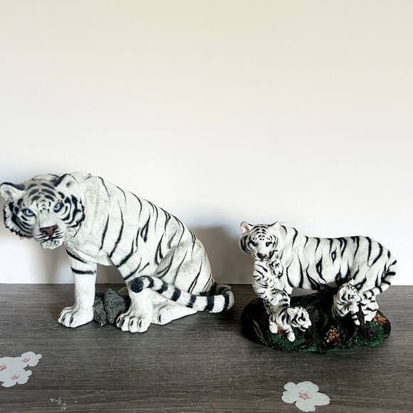 Vintage Living Stone San Diego WHITE TIGER Wildlife Statue Pair EUC - Picture 1 of 11